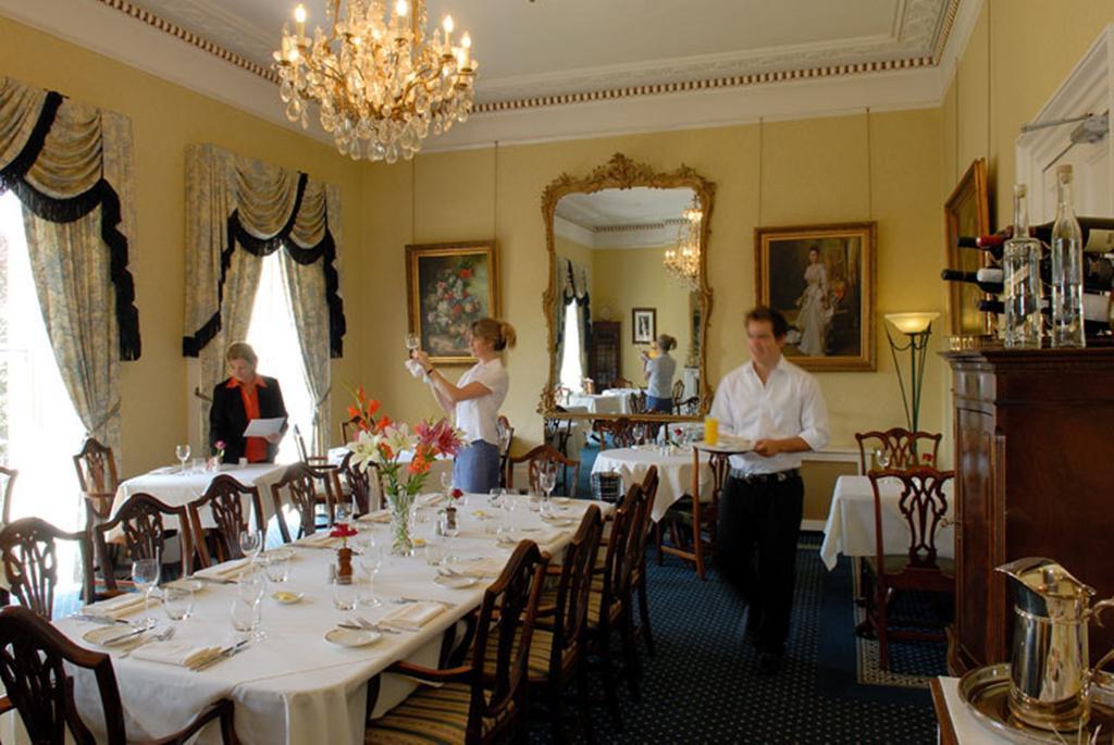 Willoughby House Hotel & Apartments Cheltenham Eksteriør billede
